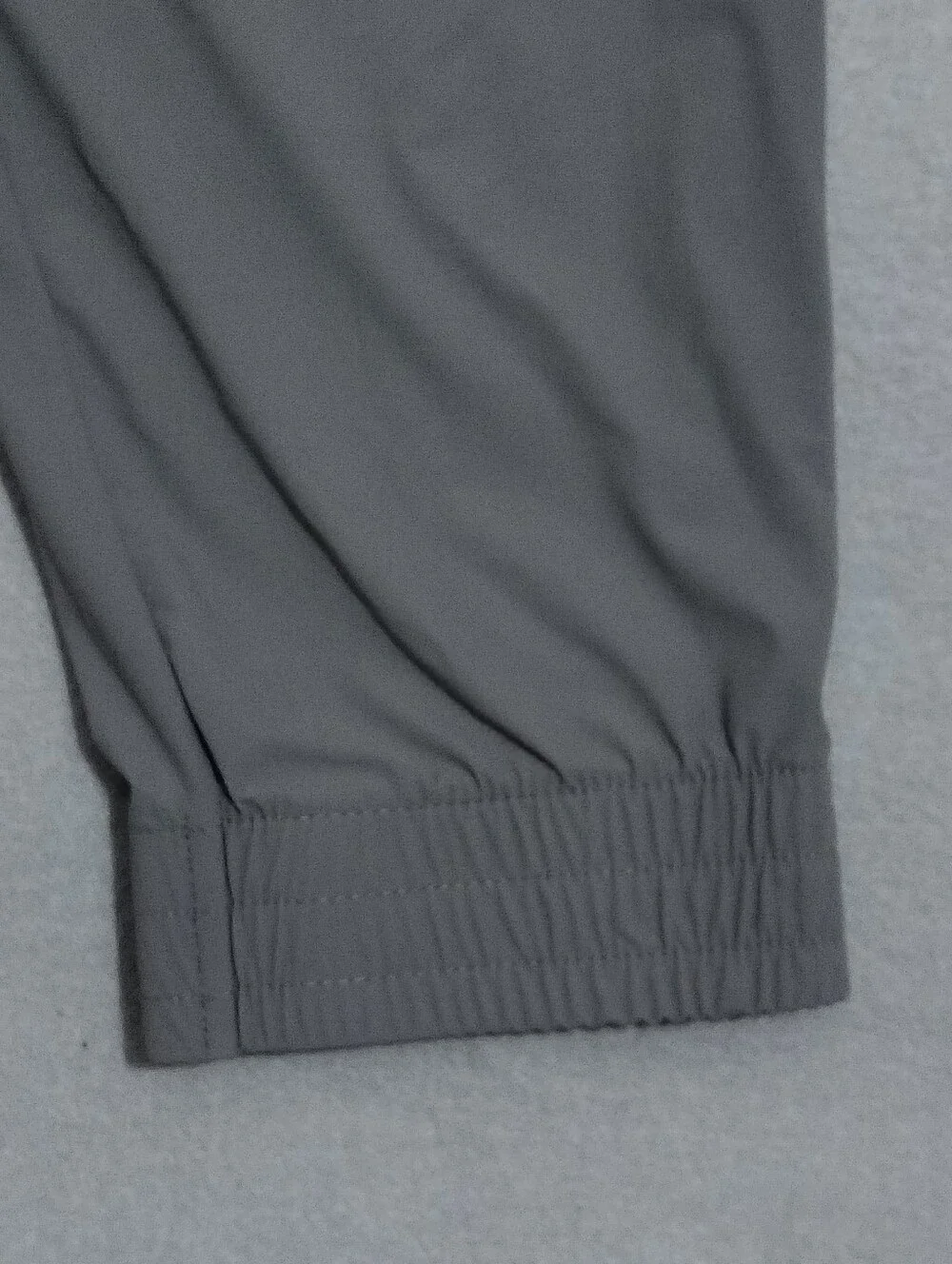 adidas essentials jogger
